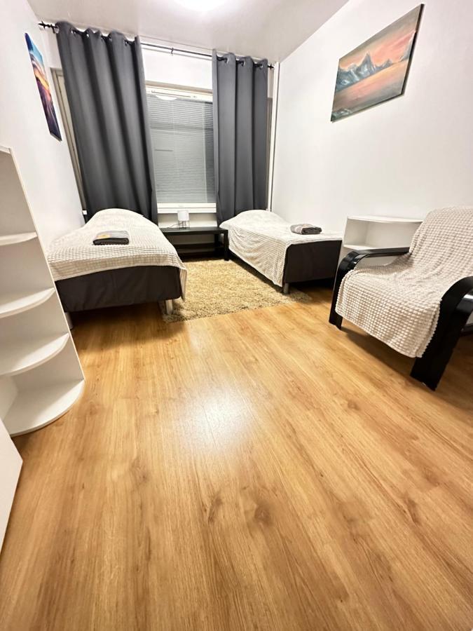 3-Room Apartment In Oulu Center, Parking Esterno foto